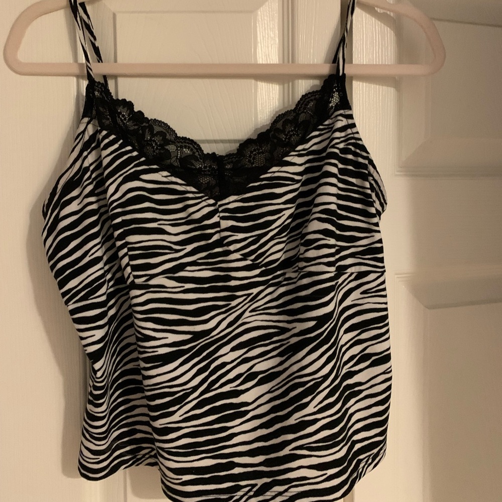 slip top! fun zebra pattern